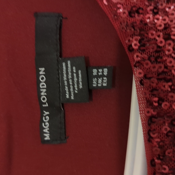 Red sequin dress - Picture 3 of 4